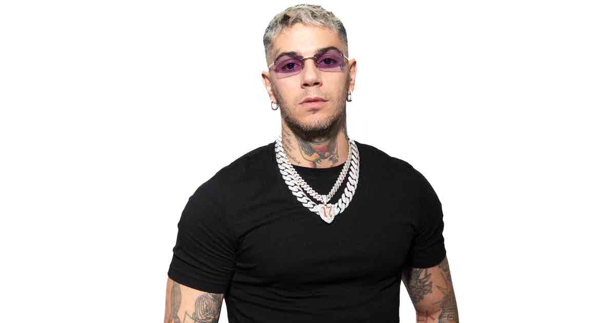 Sanremo 2025, è ufficiale: Emis Killa si è ritirato