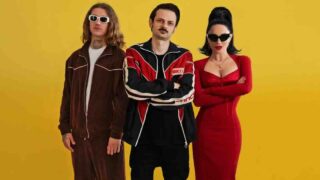 “Reg flag”, il ritorno di Fabio Rovazzi con Paola Iezzi e Dani Faiv
