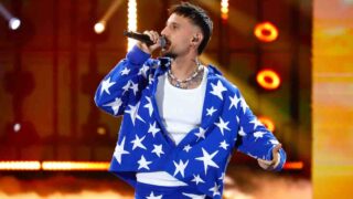Fred De Palma presenta in anteprima ad Amici il singolo “Barrio lambada”
