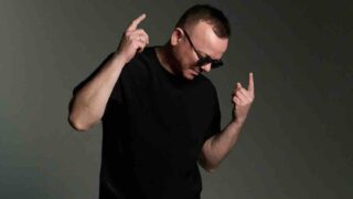 Gigi D’Alessio, in arrivo il nuovo singolo “Rosa e lacrime”
