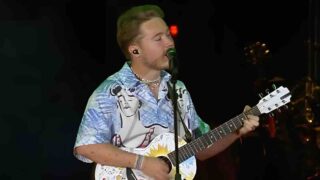 Radio Italia Live 2025, l’energia di Alfa in Piazza Duomo
