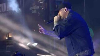 Radio Italia Live 2025 a tutto rap con Fabri Fibra