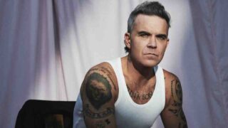 Robbie Williams, fuori il singolo ”Rocket” estratto da “Britpop”