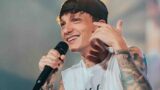 Ultimo, tutto quello che c’è da sapere sul nuovo album live