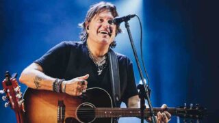 Chi è Cristiano De Andrè? La biografia di Recensiamo Musica