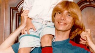 “Nino. 18 Giorni”: a Venezia il documentario su Nino D’Angelo diretto dal figlio Toni