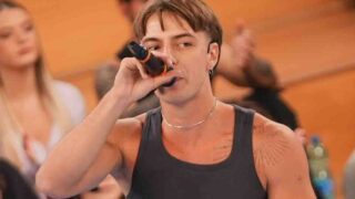 Amici 25, chi è il cantante Plasma? Un banco per lui