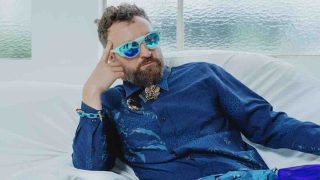 Dargen D’Amico, in attesa di Sanremo pubblica il nuovo brano “Pianti grassi”