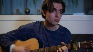 Mollenbeck, dopo Amici arriva l’Ep d’esordio “Il buio che mi salva”