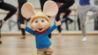 Topo Gigio sbarca a teatro con il musical “Strapazzami di coccole”