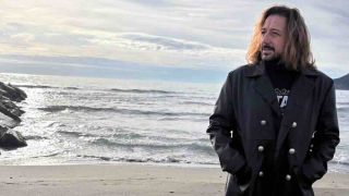 Simone Tomassini, fuori il nuovo singolo “L’amore è un’altra cosa”