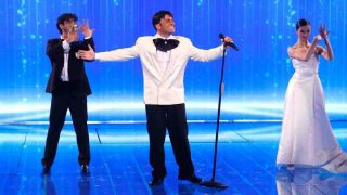 Amici 2026, Cicchella show: parodia esplosiva di Sal Da Vinci