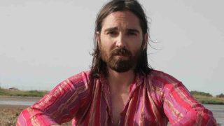 Dimartino e il ritorno alla dimensione solista con “L’ora del fiume”