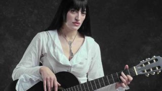 Roshelle, “Sola tra le nuvole” è il titolo del nuovo singolo