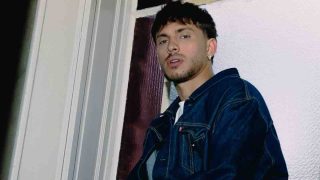 Dennis annuncia la tracklist del nuovo album “Stargirl”