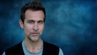 Federico Stragà canta “Bella Bologna” con la partecipazione di Gianni Morandi