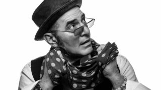 Francesco Baccini torna con il nuovo singolo “On. Gino Piripozzi”