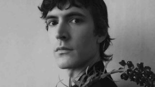 Giovanni Caccamo, fuori a sorpresa il nuovo singolo “Partenope”