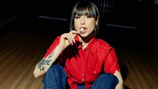 Giulia Molino fa il suo ritorno con il singolo “Capa fresca”