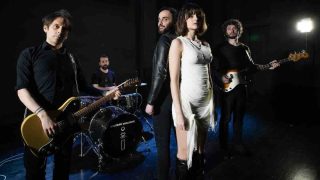 Martina Attili e i Vintage Violence insieme nel singolo “Caro X”