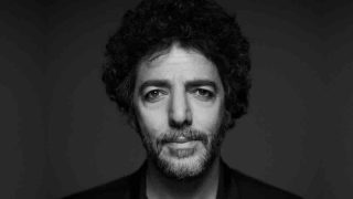 Max Gazzè annuncia le date del tour 2026 nei teatri