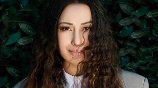 Syria torna con il nuovo singolo “La storia più bella”
