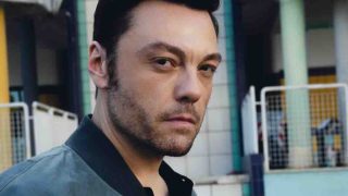 Tiziano Ferro racconta le nuove tracce di “Sono un grande (Deluxe)”
