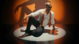 Immanuel Casto con Giorgieness nel nuovo singolo “Scende in pista il commercialista”