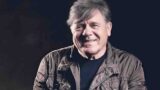 Beppe Carletti festeggia ottant’anni, una vita vissuta con e per i Nomadi