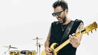 Cesare Cremonini svela l’uscita del nuovo album di inediti “Amateur”, il decimo in carriera