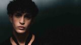 Mida “Rose nere” è il titolo del singolo che segna l’inizio di una nuova fase artistica